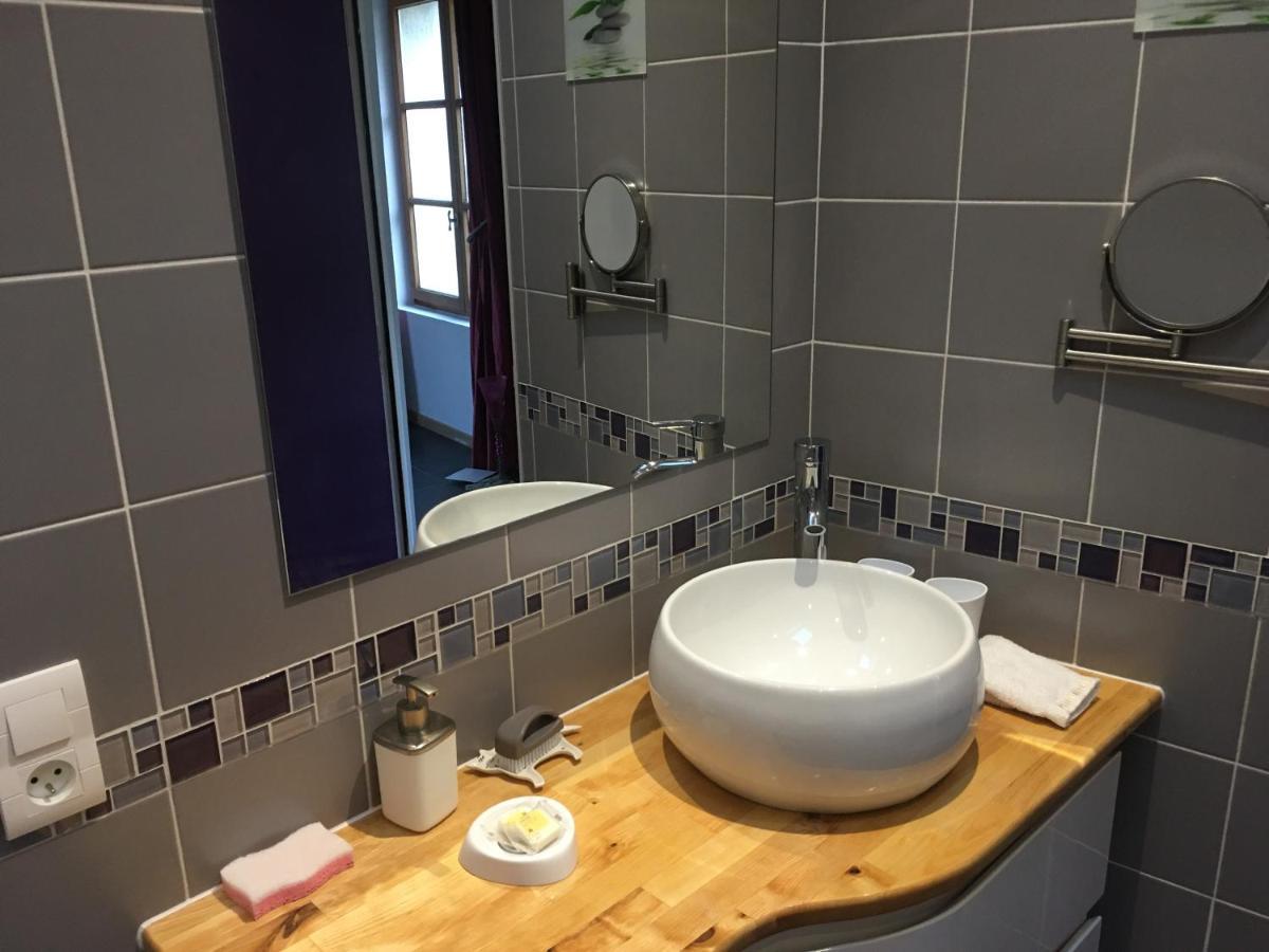 Ferienwohnung La Tour De Flandre Rousseloy Exterior foto