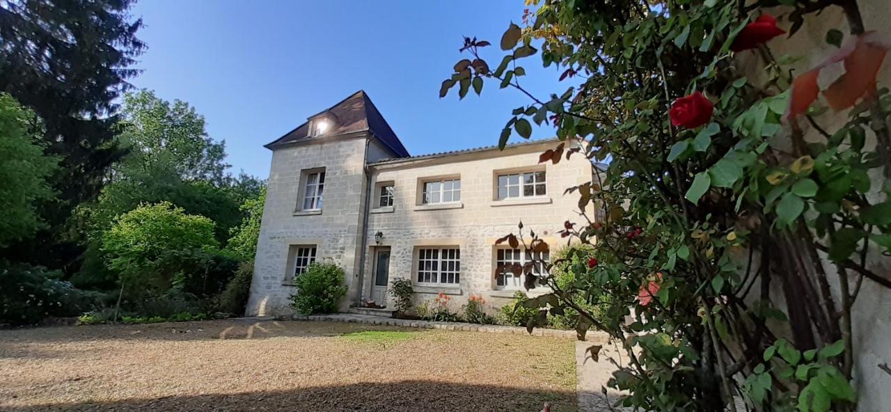 Ferienwohnung La Tour De Flandre Rousseloy Exterior foto