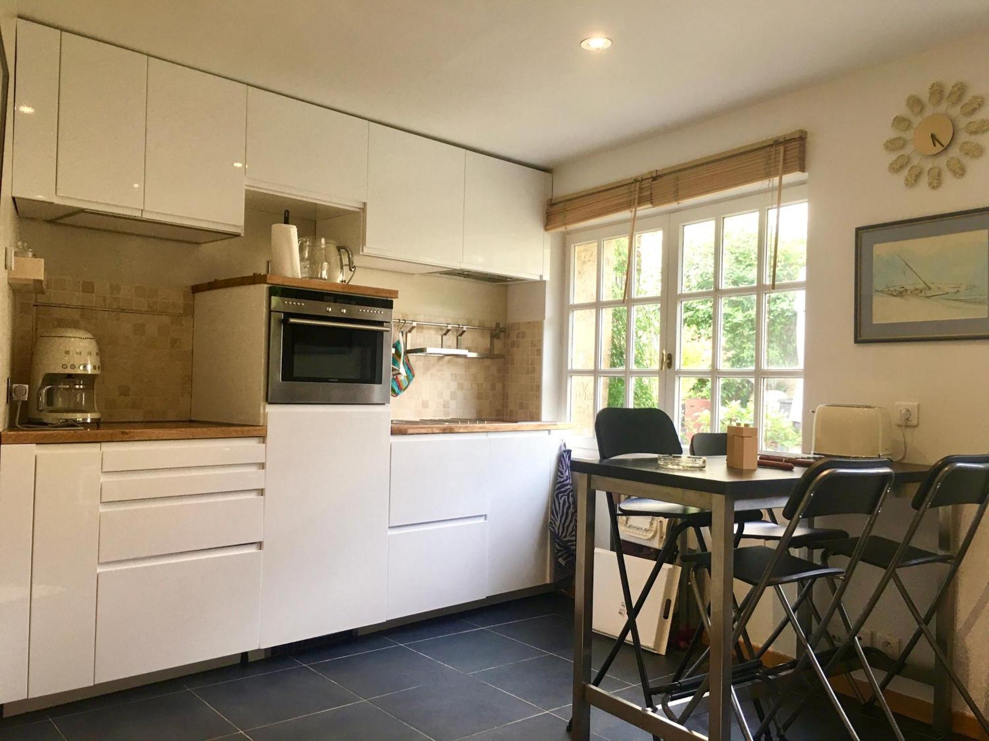 Ferienwohnung La Tour De Flandre Rousseloy Zimmer foto